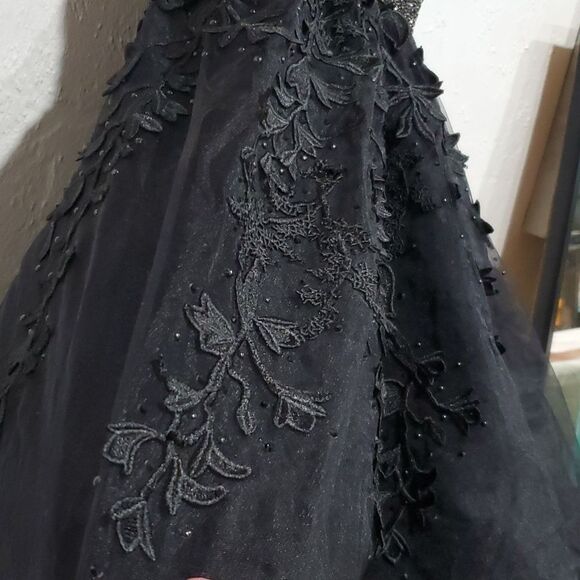 Sherri Hill Black Embroidered Prom Mini Dress Size 10 - Picture 7 of 17